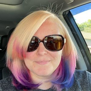 Meet your Posher, Summer